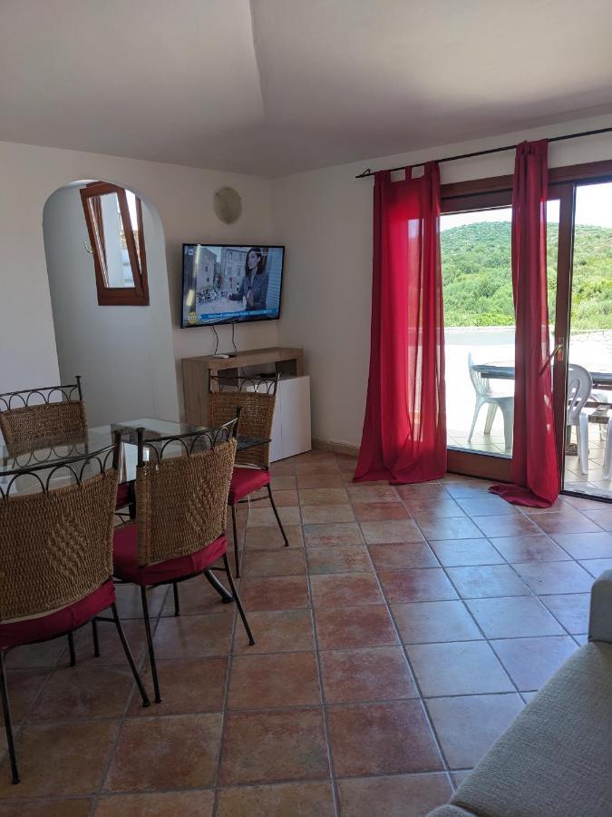 Residenze Il Girasole Aparthotel Golfo Aranci Exterior photo