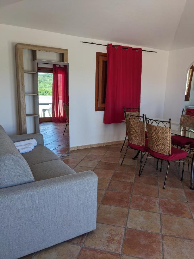 Residenze Il Girasole Aparthotel Golfo Aranci Exterior photo