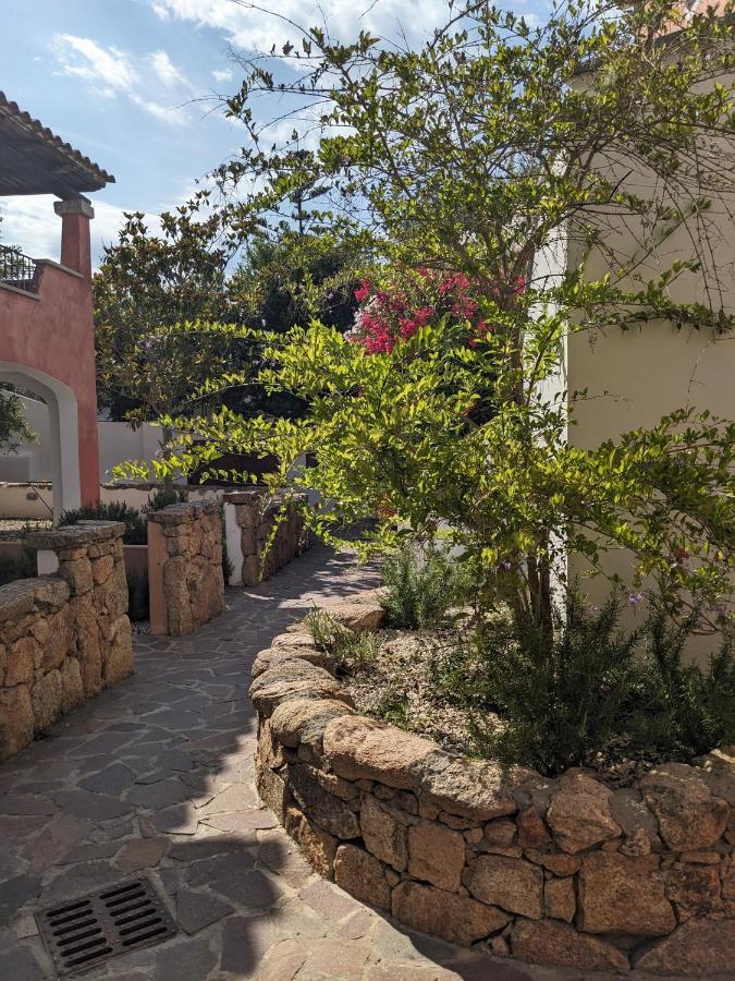 Residenze Il Girasole Aparthotel Golfo Aranci Exterior photo