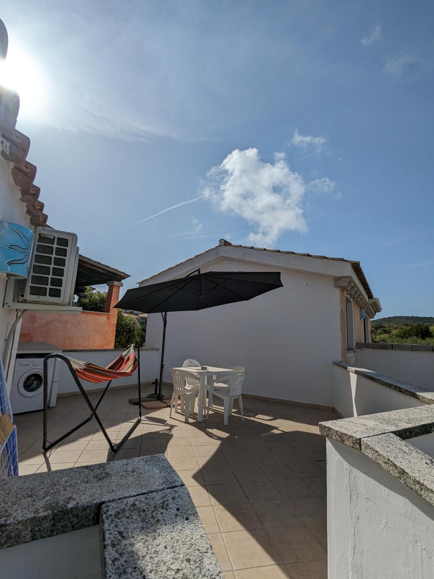 Residenze Il Girasole Aparthotel Golfo Aranci Exterior photo